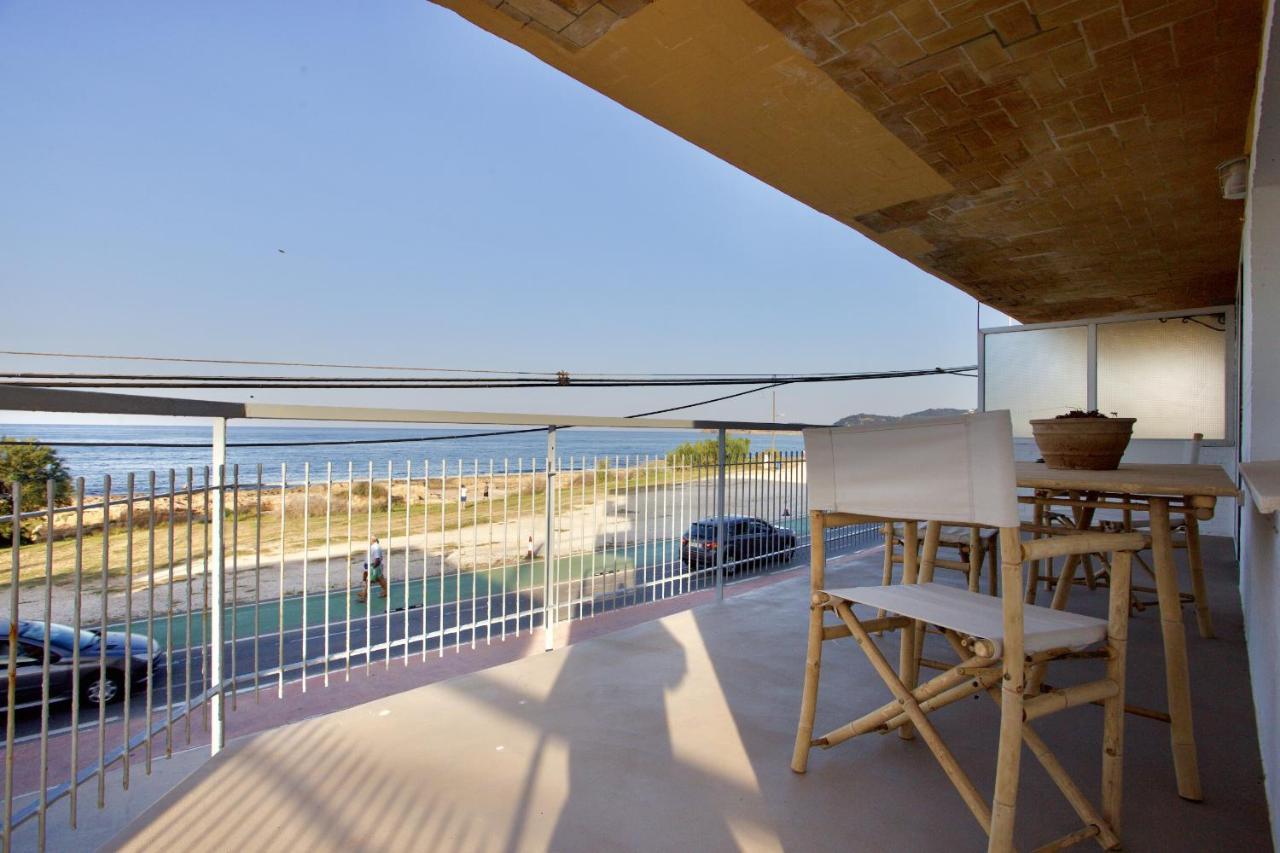 Apartment With Sea View 哈维亚 外观 照片